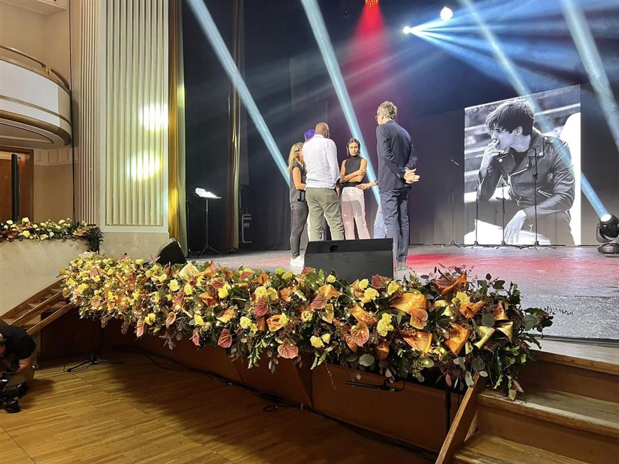 Meravigliosi fiori italiani per il Christmas Contest a San Marino