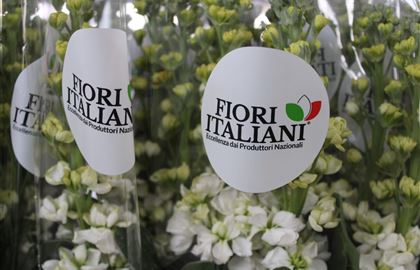 Finalmente sono arrivati i fiori marchiati
